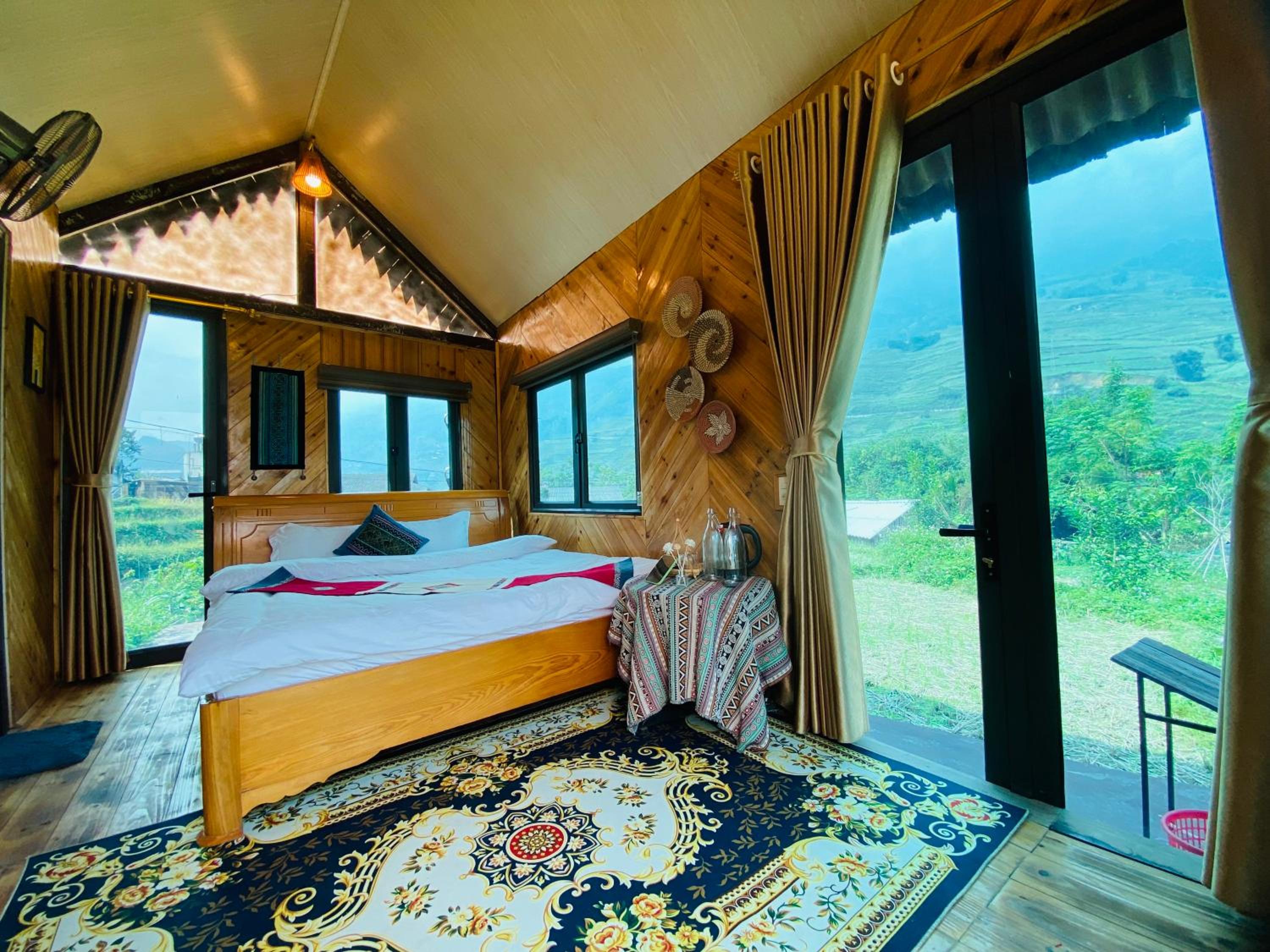 Thoc House Ta Van
