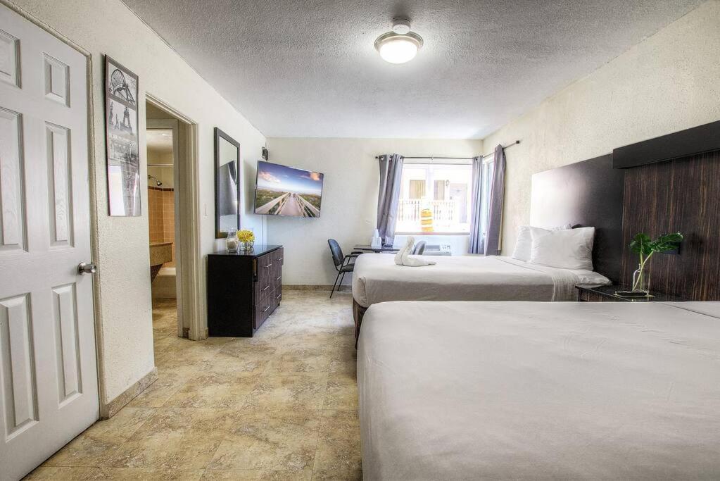 Reasonable 2BStudio*WIFI*Free Parking*139 view 5