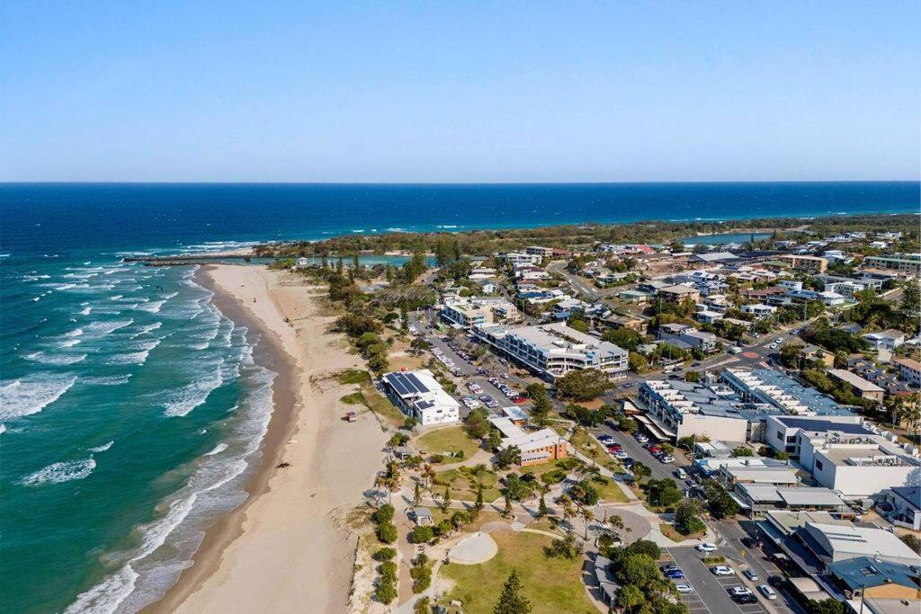 Lookout 334 - Endless Ocean Views - Rooftop Spa