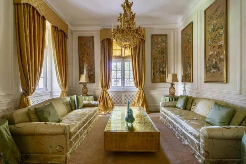Belle Epoque Style Apartment Entire floor on the most sofisticated avenue of the city