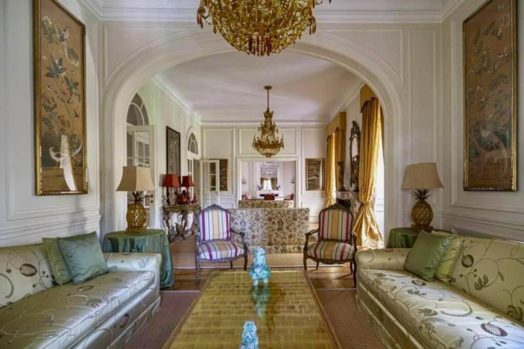 Belle Epoque Style Apartment Entire floor on the most sofisticated avenue of the city