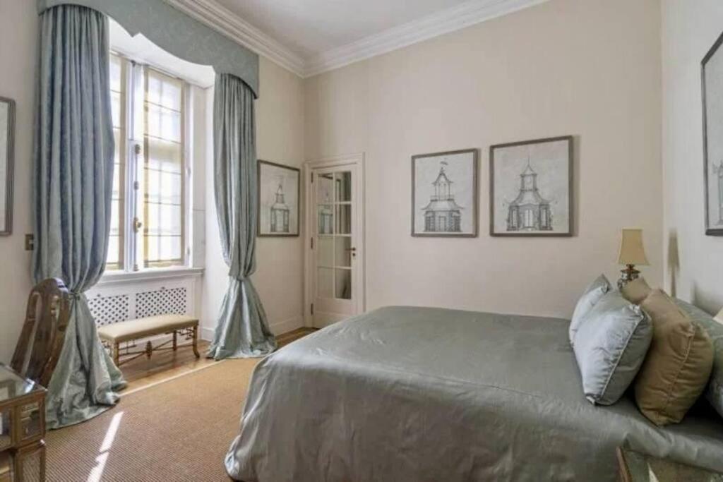 Belle Epoque Style Apartment Entire floor on the most sofisticated avenue of the city