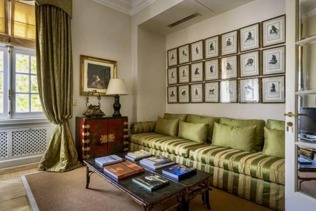 Belle Epoque Style Apartment Entire floor on the most sofisticated avenue of the city