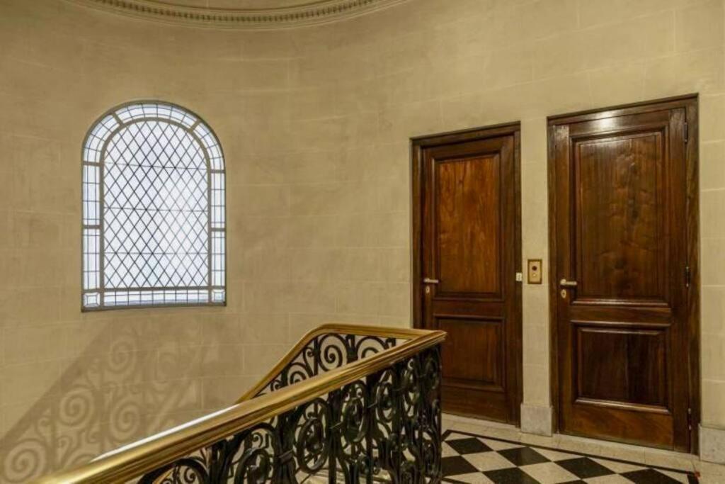 Belle Epoque Style Apartment Entire floor on the most sofisticated avenue of the city