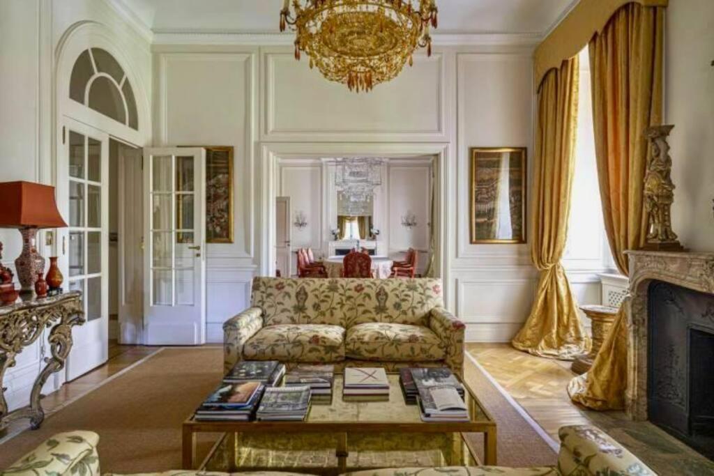 Belle Epoque Style Apartment Entire floor on the most sofisticated avenue of the city