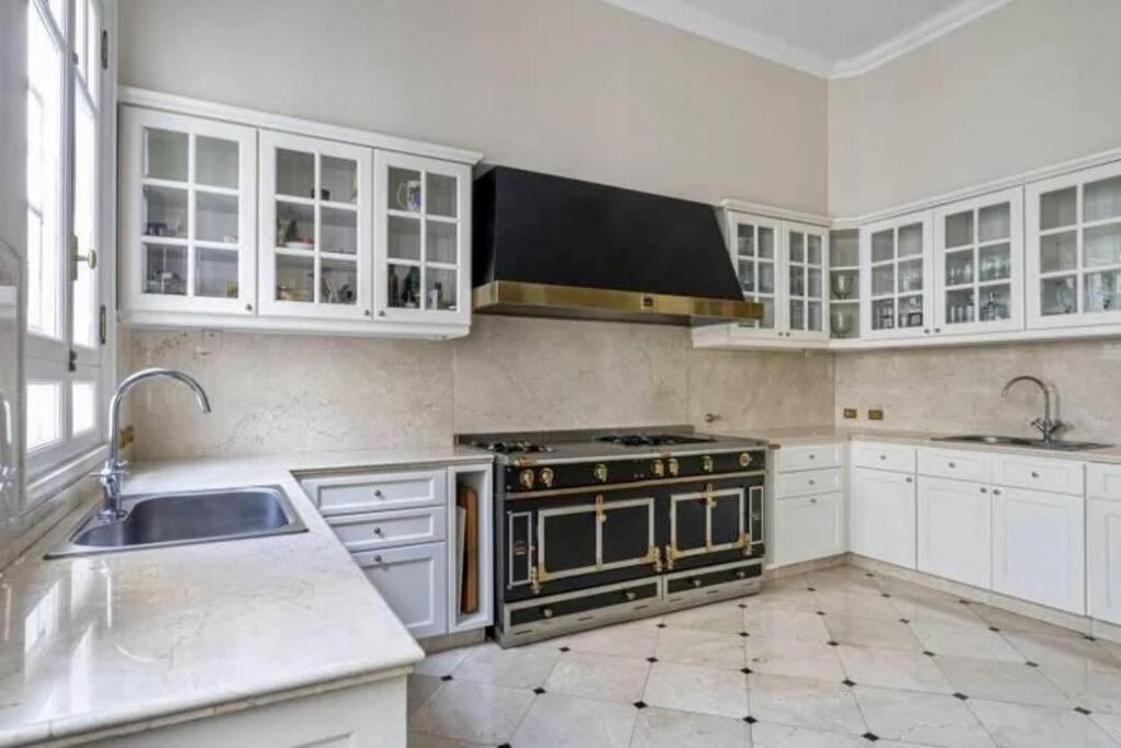 Belle Epoque Style Apartment Entire floor on the most sofisticated avenue of the city