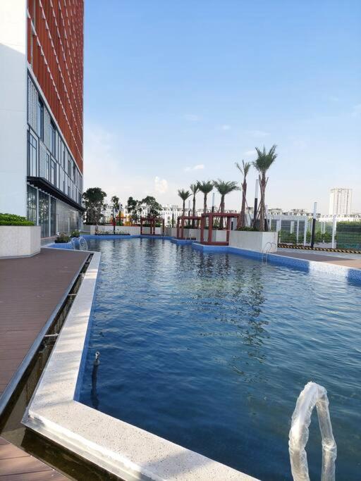 Anland Lakeview luxury apartment with park, Aeon Mall
