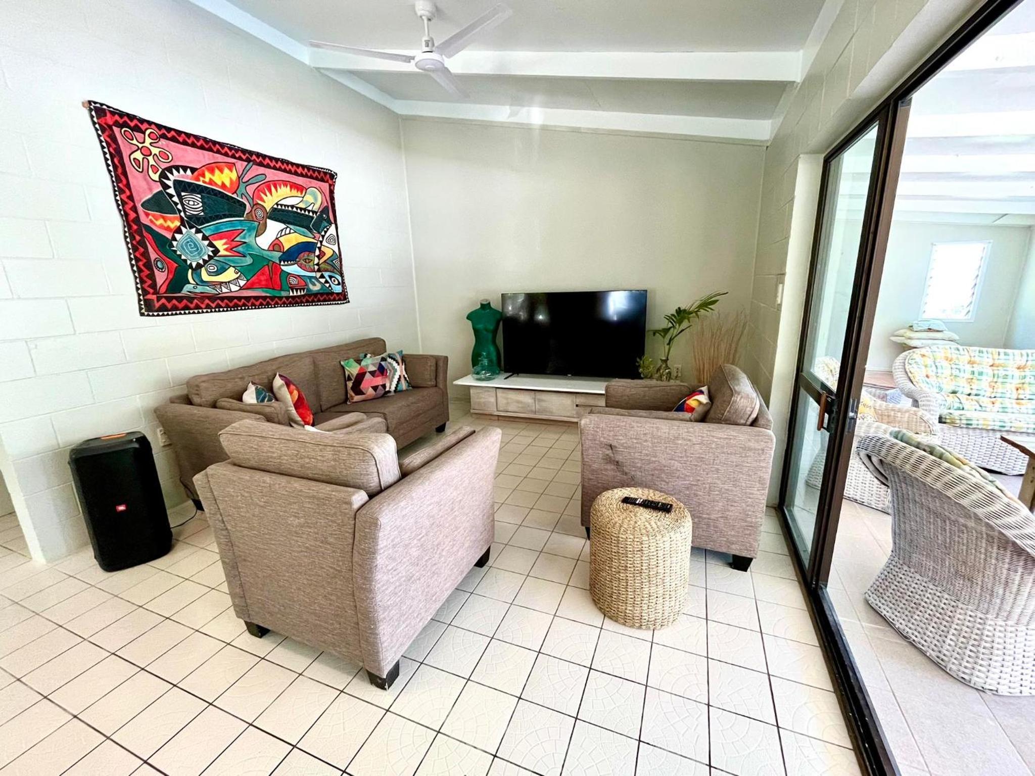 Tereora Heights Pool Retreat