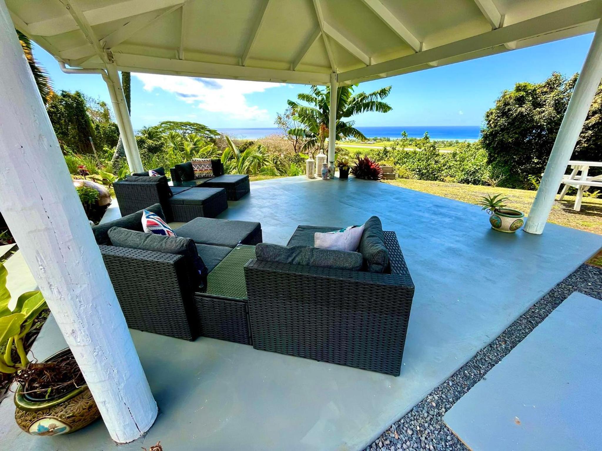 Tereora Heights Pool Retreat