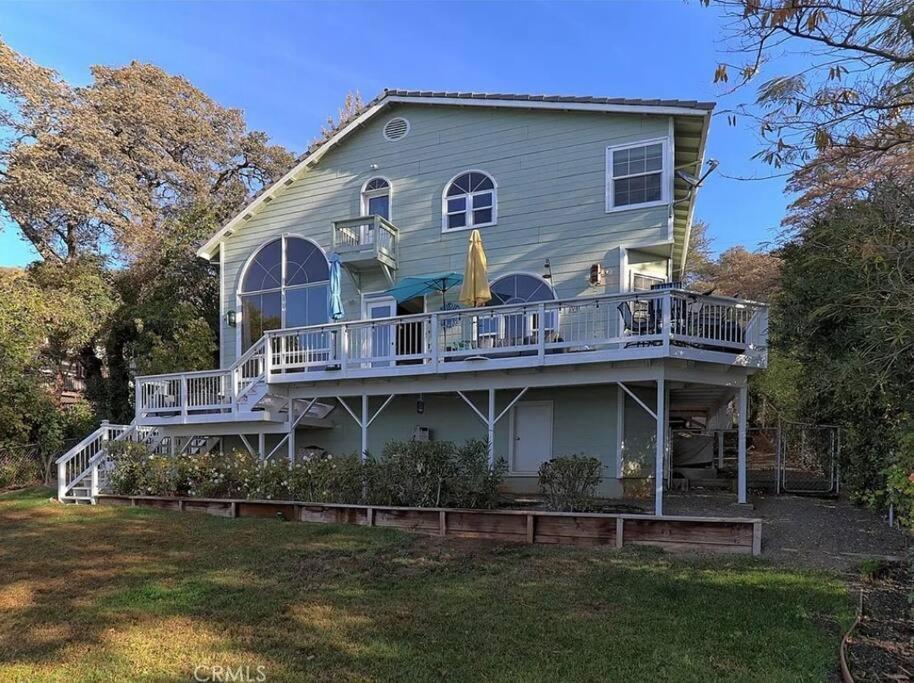 Glenhaven with Exotic Lake View