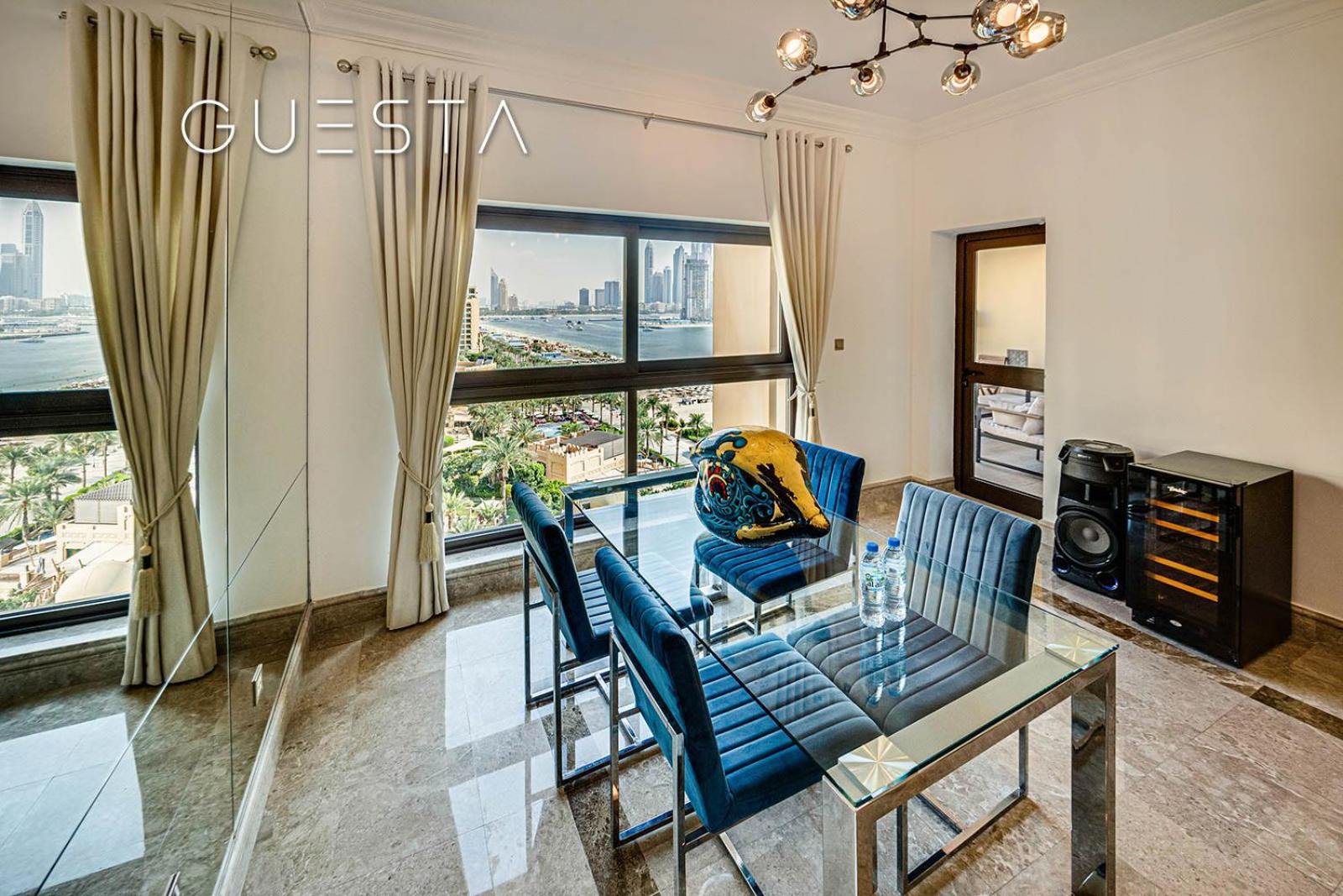 Fairmont Apartments The Palm, Free access to hotel beach and pools