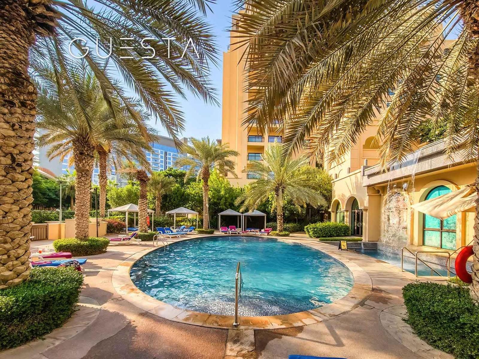 Fairmont Apartments The Palm, Free access to hotel beach and pools
