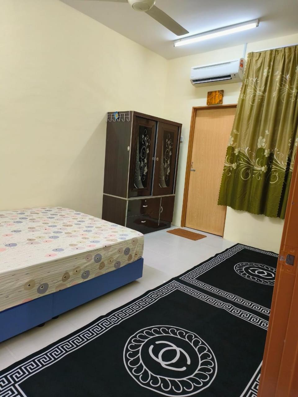 Wafiy Homestay