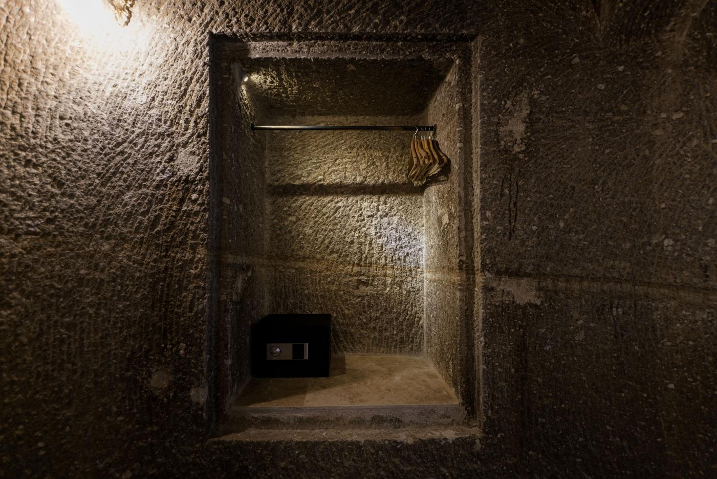 Caverna Hotel Premium Caves olur. - Image 133