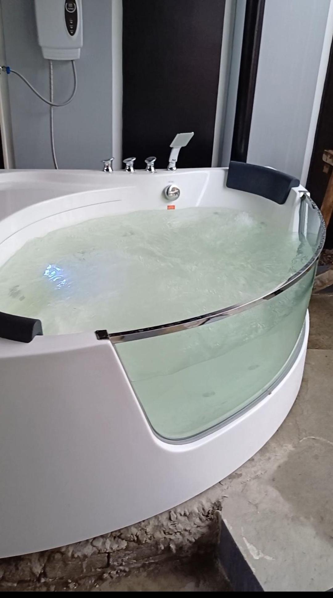 BMF Homestay Jacuzzi