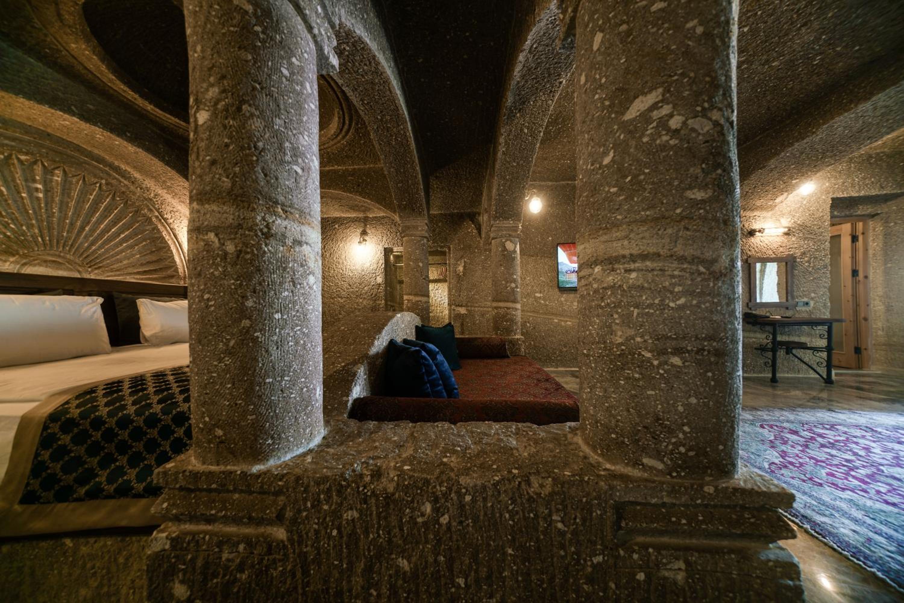 Caverna Hotel Premium Caves olur. - Image 136