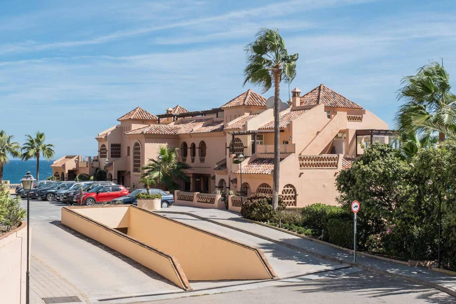La Joya Seafront by Alfresco Stays