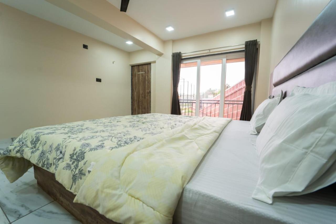 Colorbar Villa