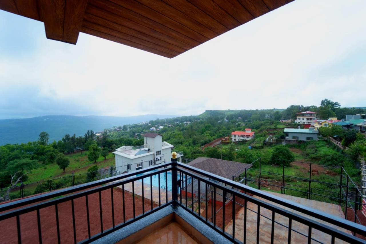 Colorbar Villa