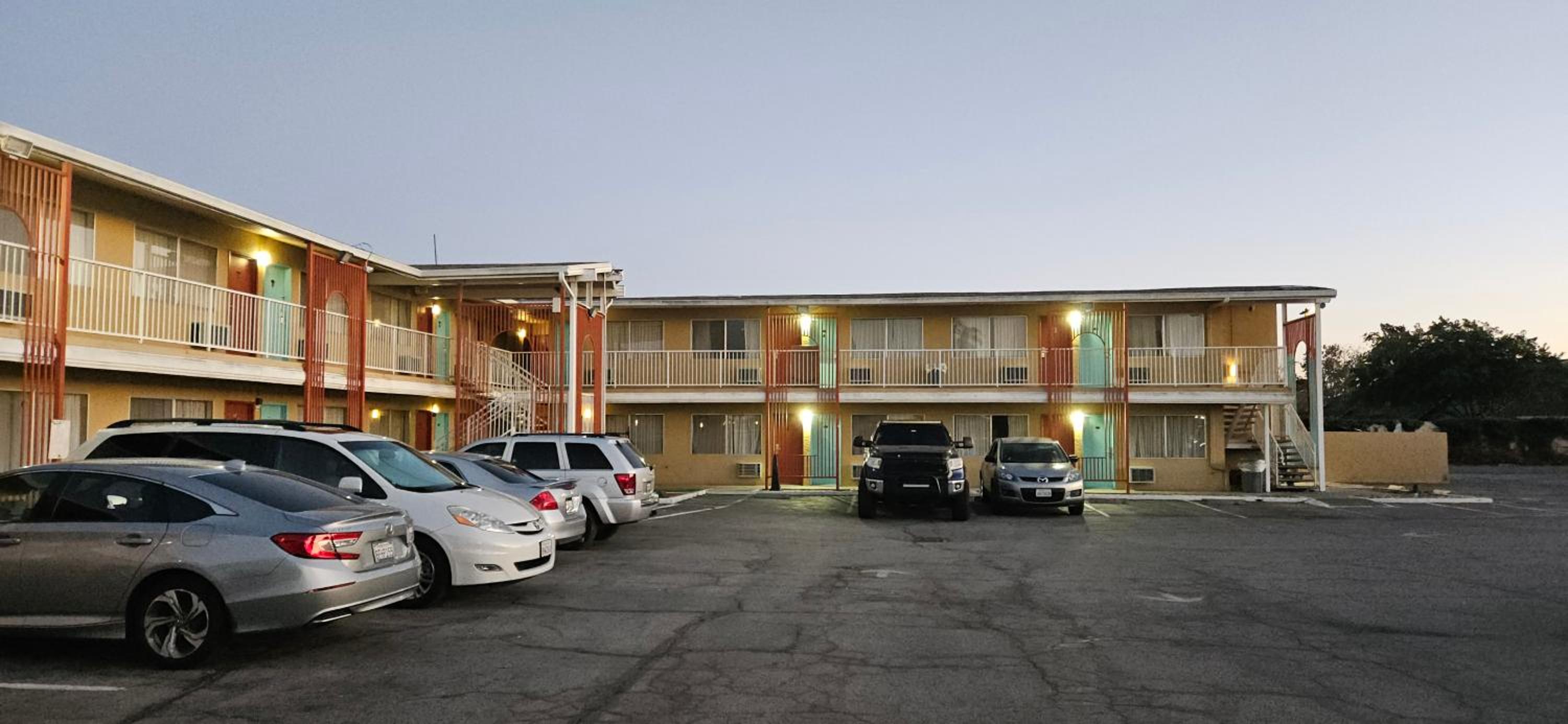 San Jose Vacations - Heritage Inn - Property Image 3