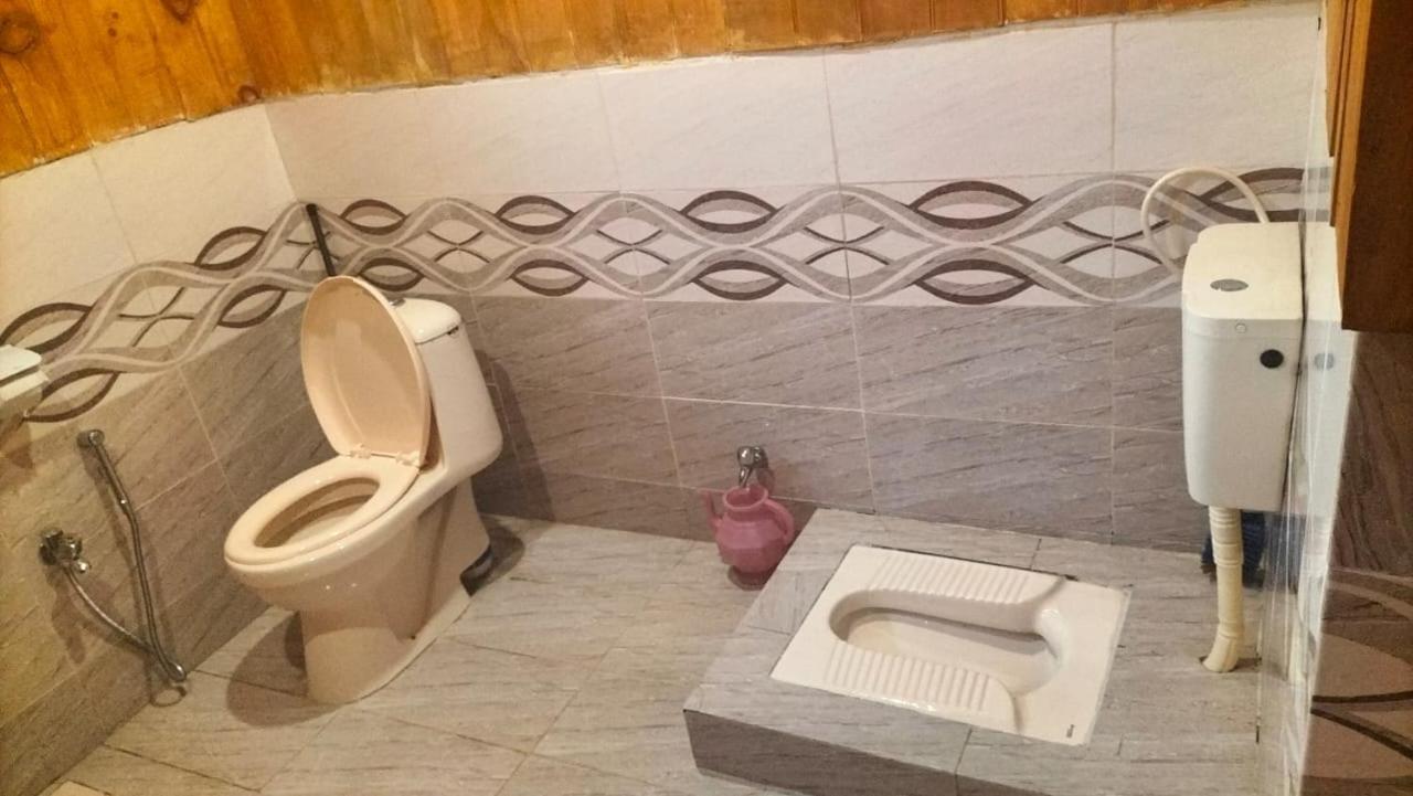 Kashmir Star Guest House & Family Resort view 2