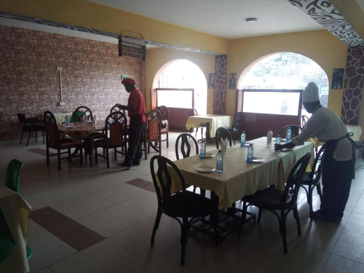 restaurant