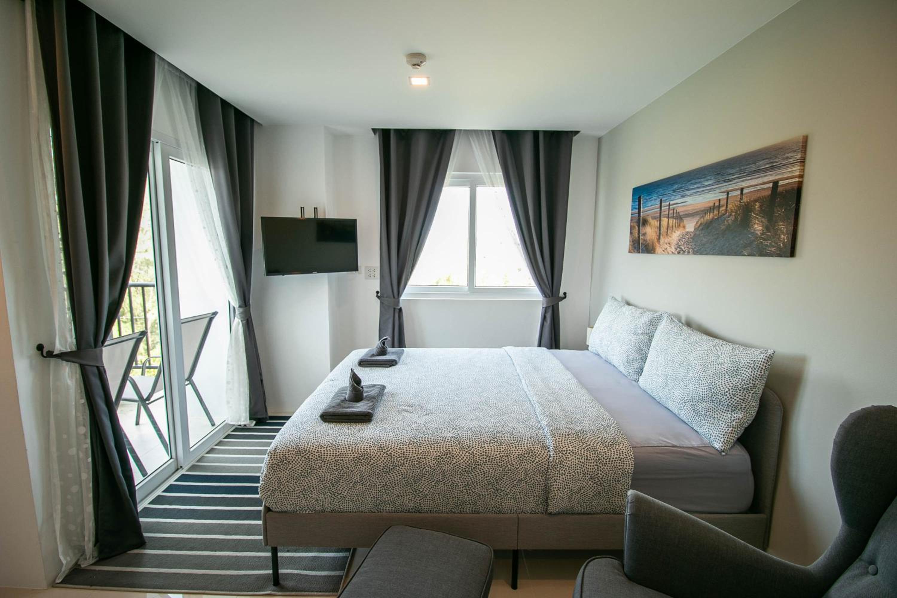 Mantra Beach Condominium Suite 2 - Mae Phim view 4