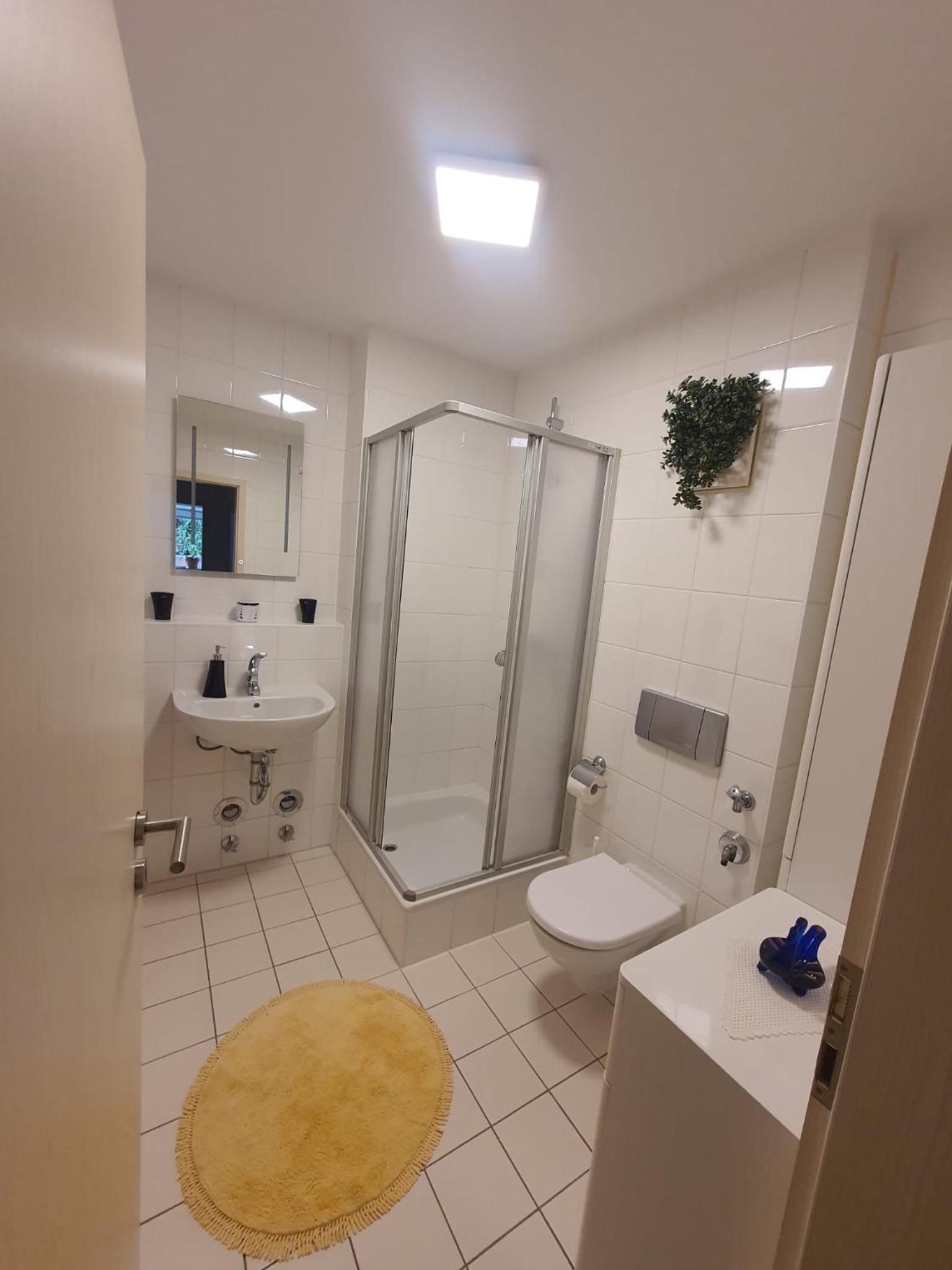 Dennis Apartment