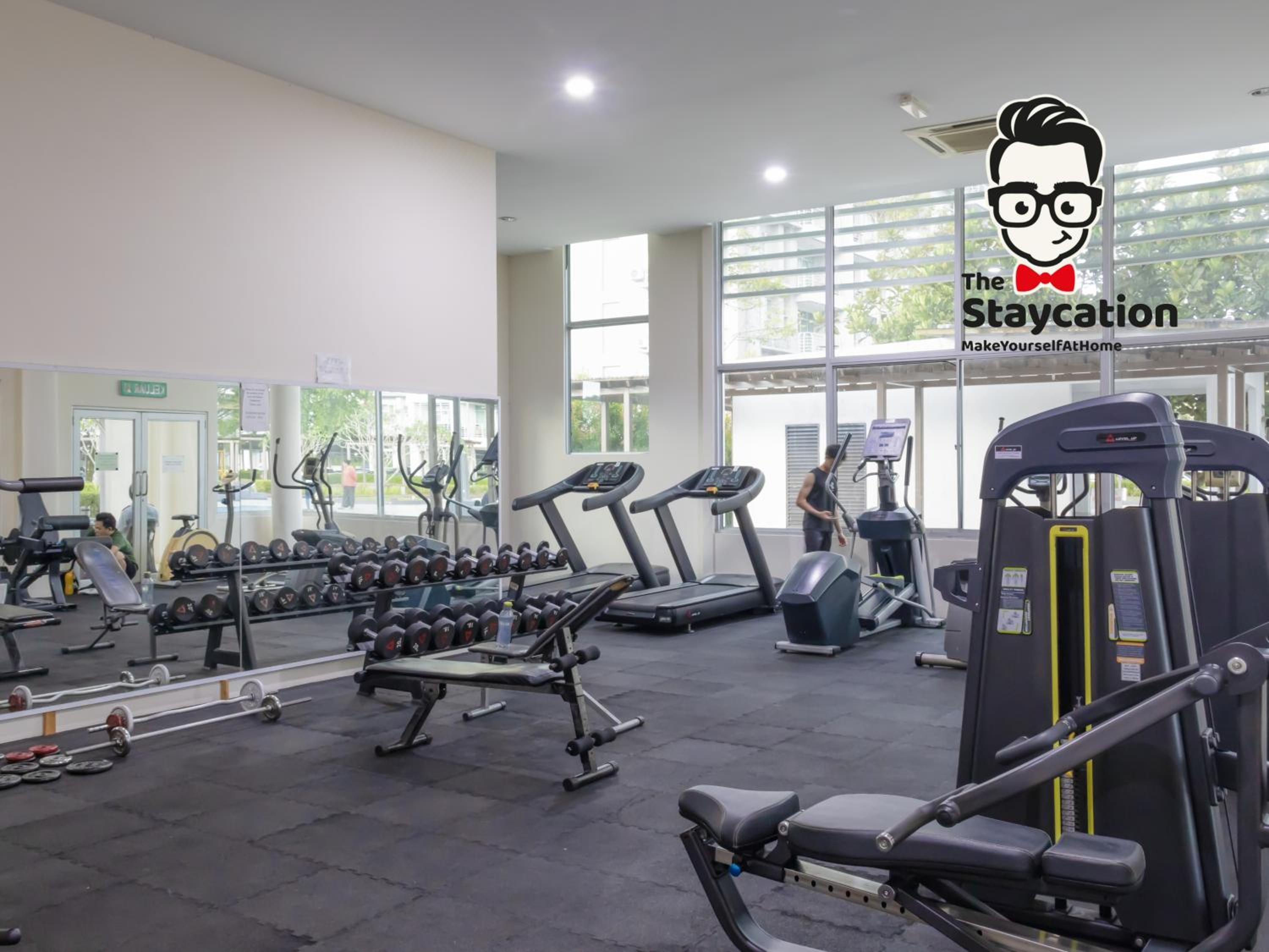 Staycation Homestay 31 Skyvilla Condominium near MJC
