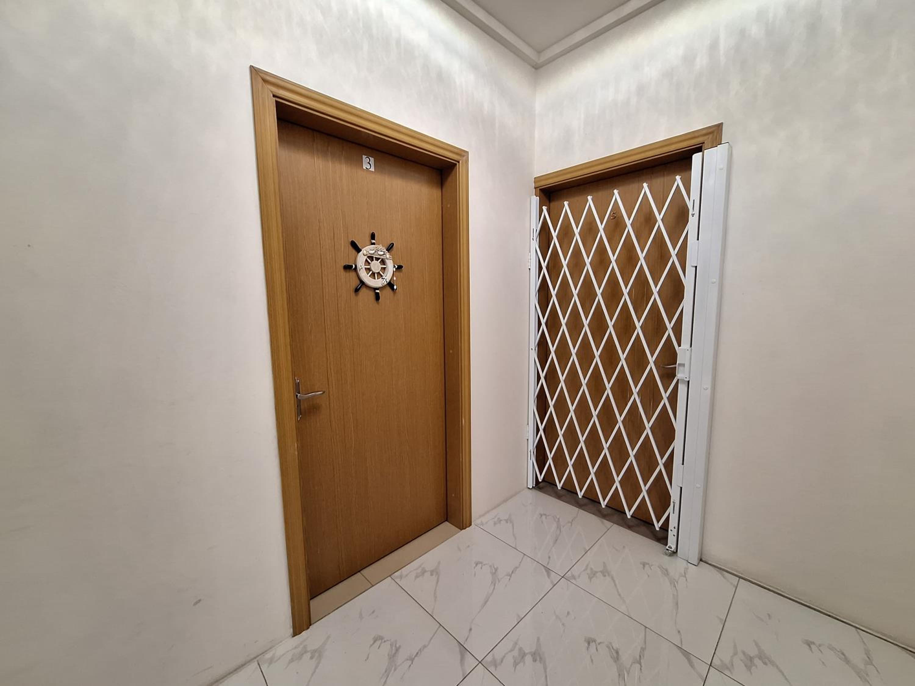 KRISH Apartment Flic en Flac view 5