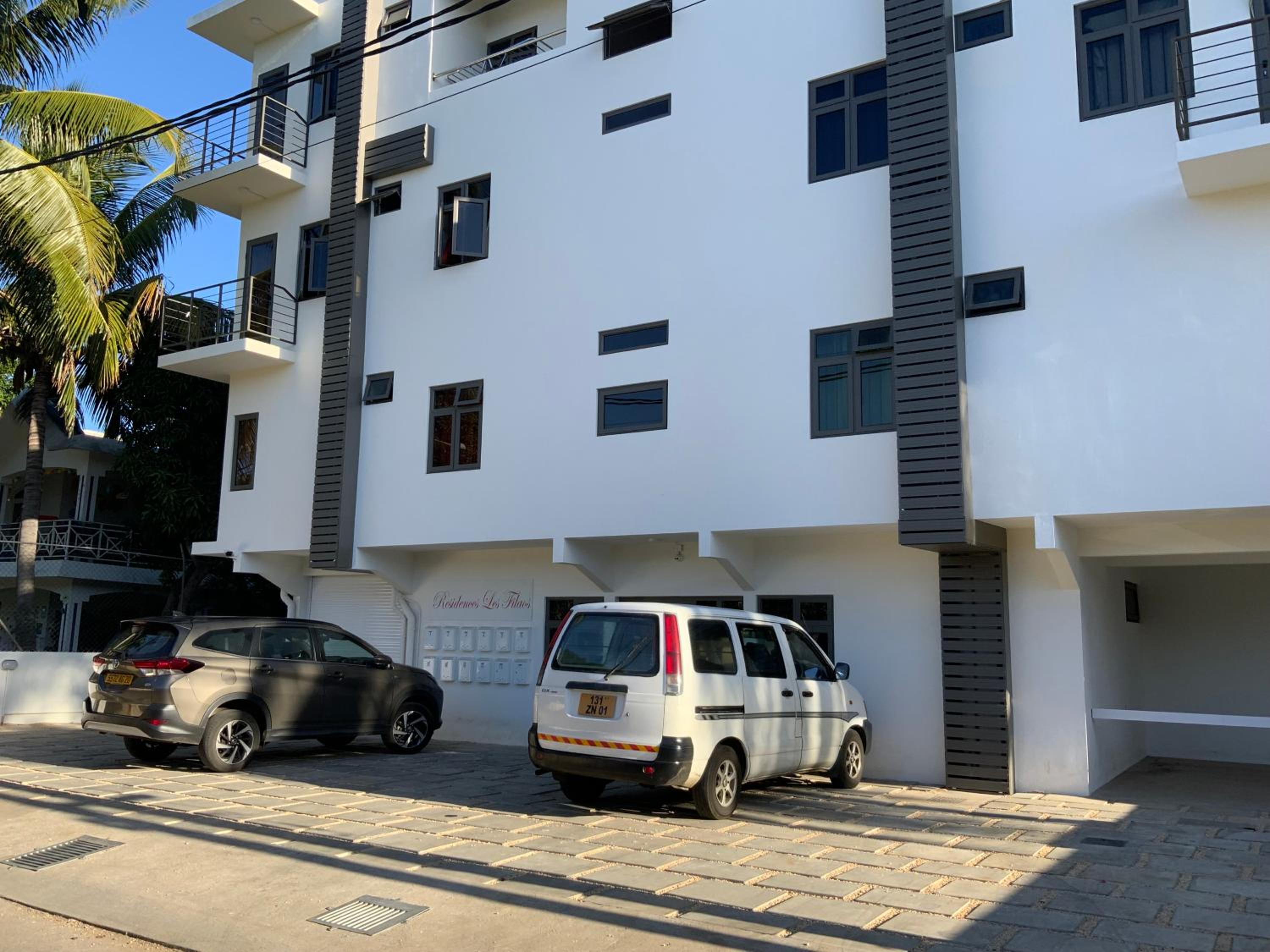 KRISH Apartment Flic en Flac view 3