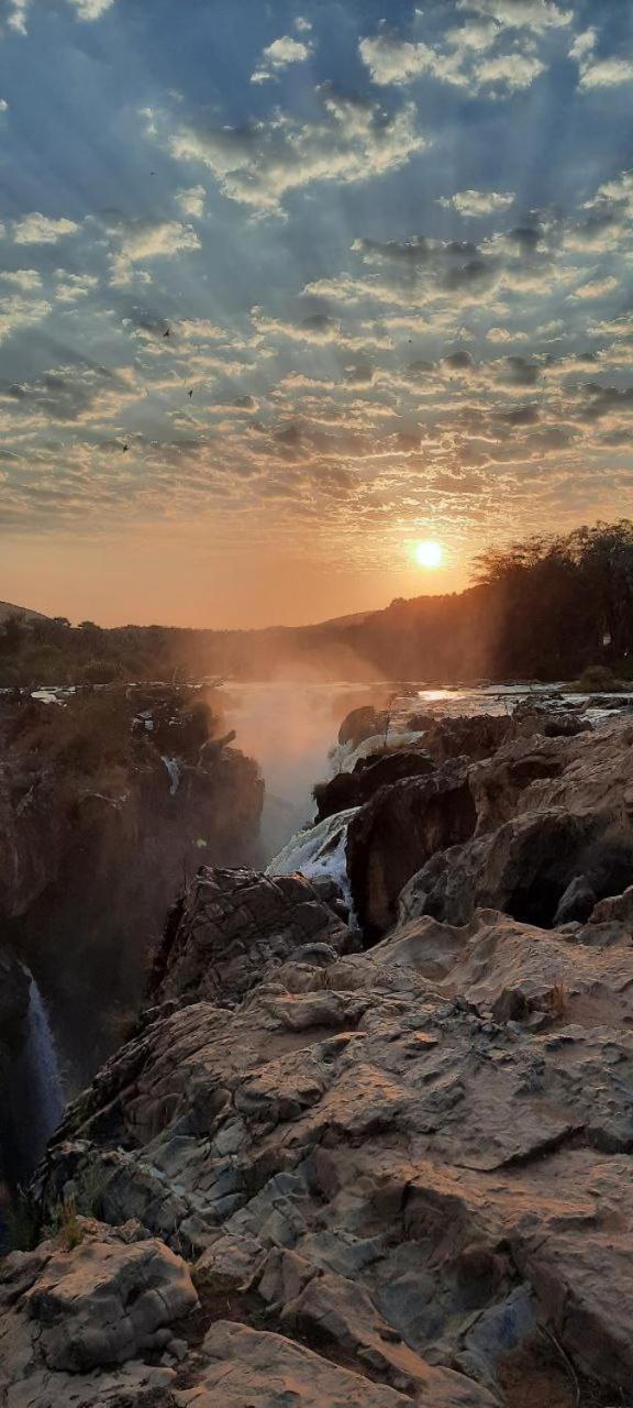 Kapika Waterfall Lodge