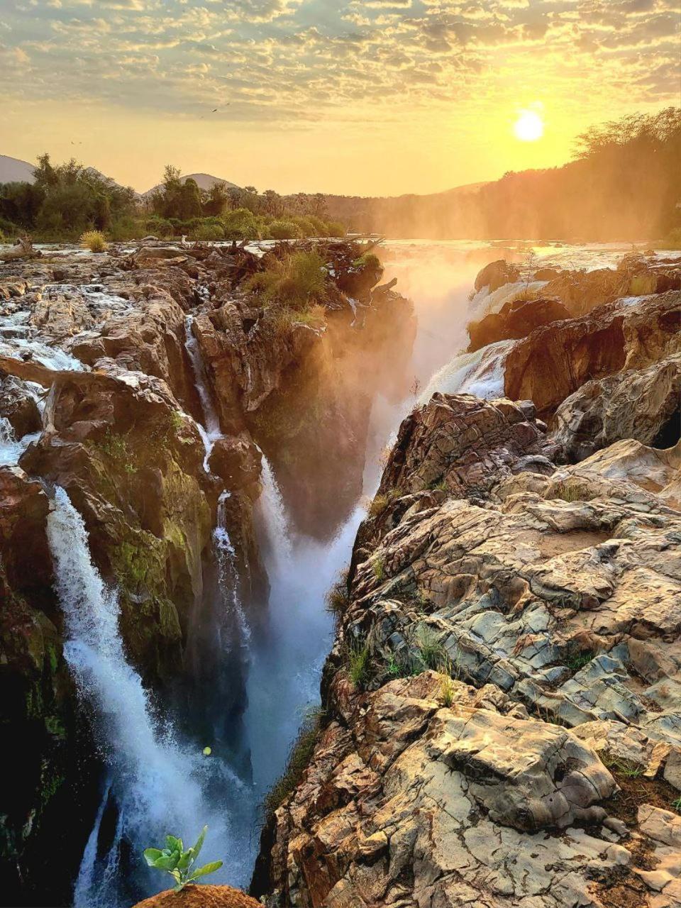 Kapika Waterfall Lodge