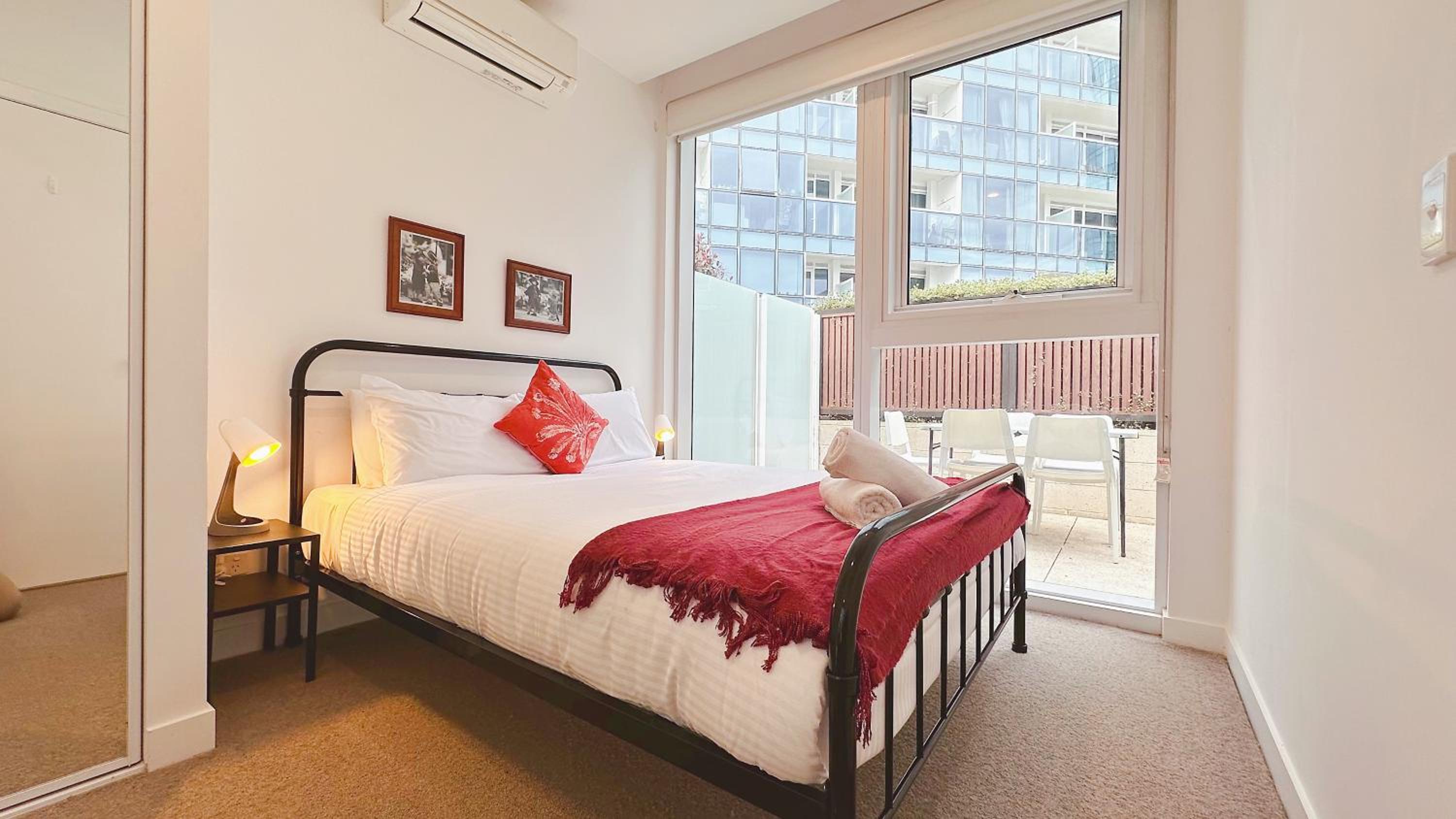 Arden Garden 2B2B1C apartment by GoodLive