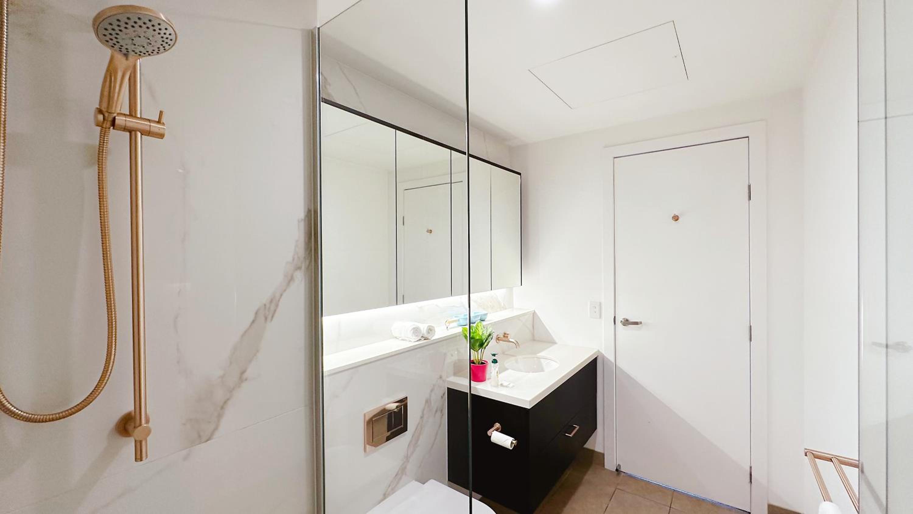 Arden Garden 2B2B1C apartment by GoodLive
