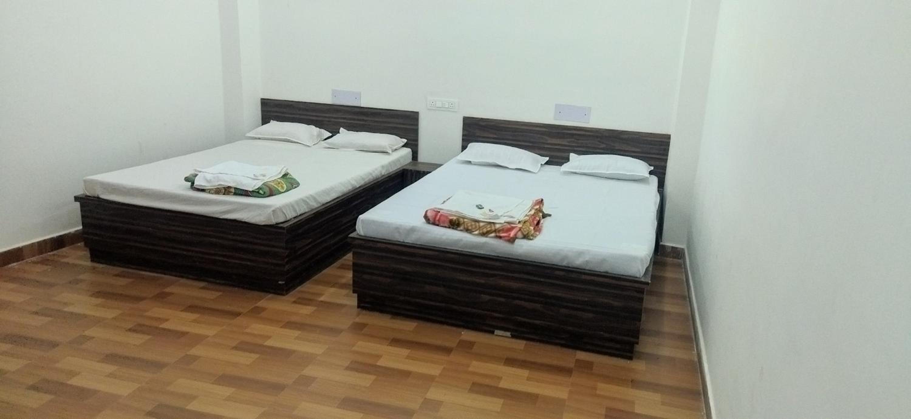 HOTEL SATYENDRA