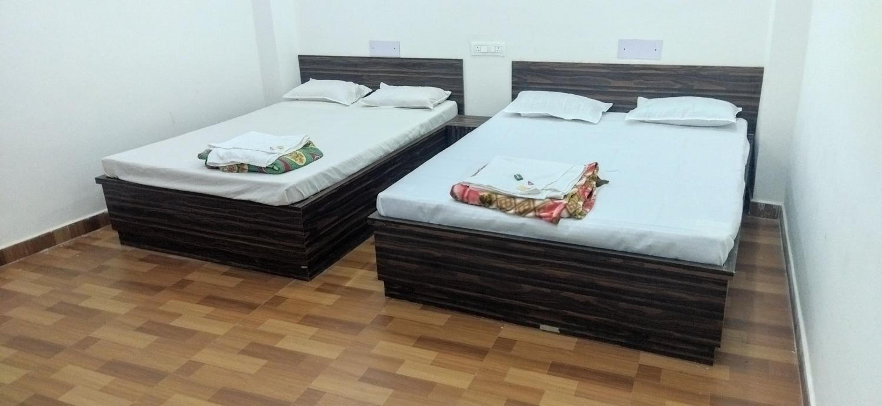 HOTEL SATYENDRA