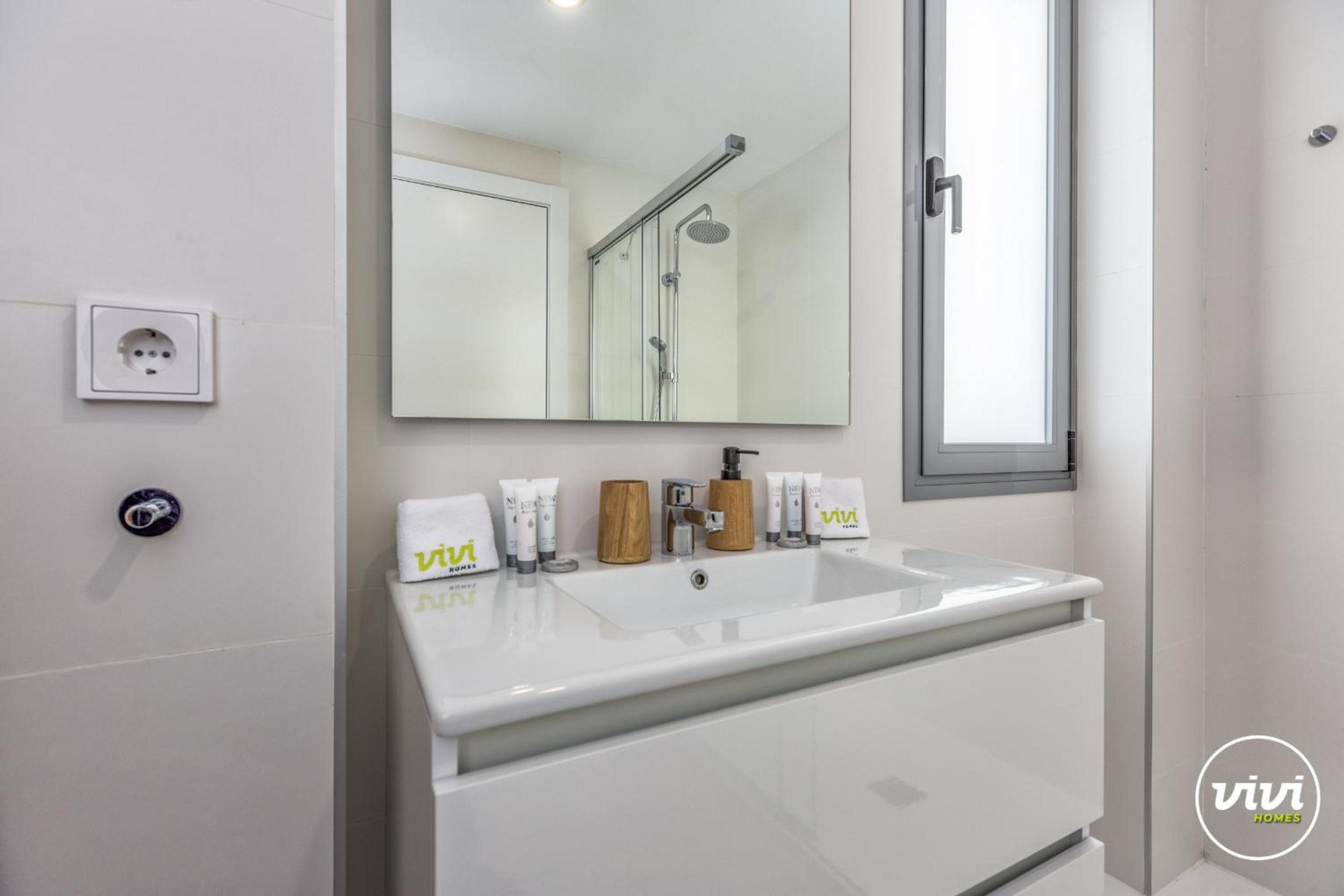 ViVi Homes - Sol Garden Pool, Terrace & Golf