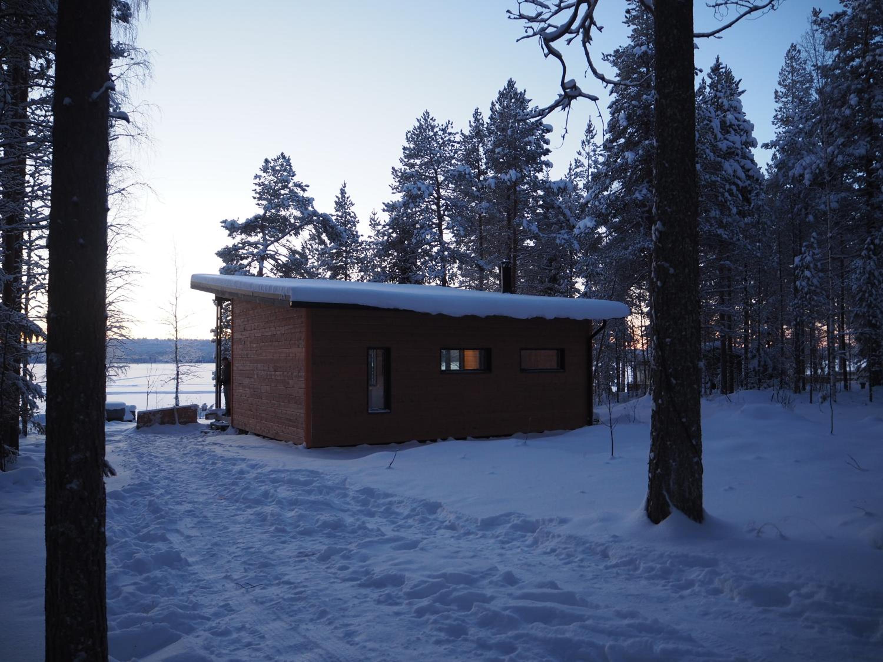 Scandinavian lakeside cottage