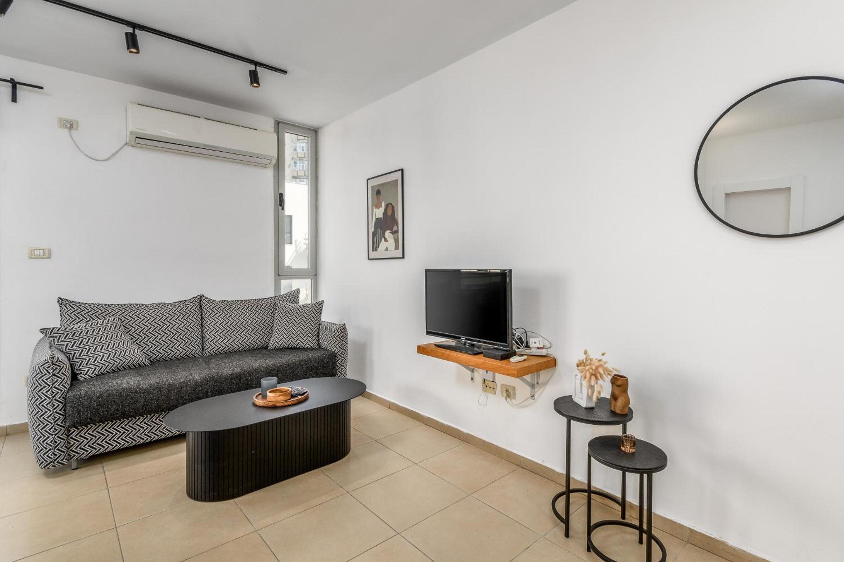 Bograshov Area - Cosy Apart' Hotel close to the beach view 2