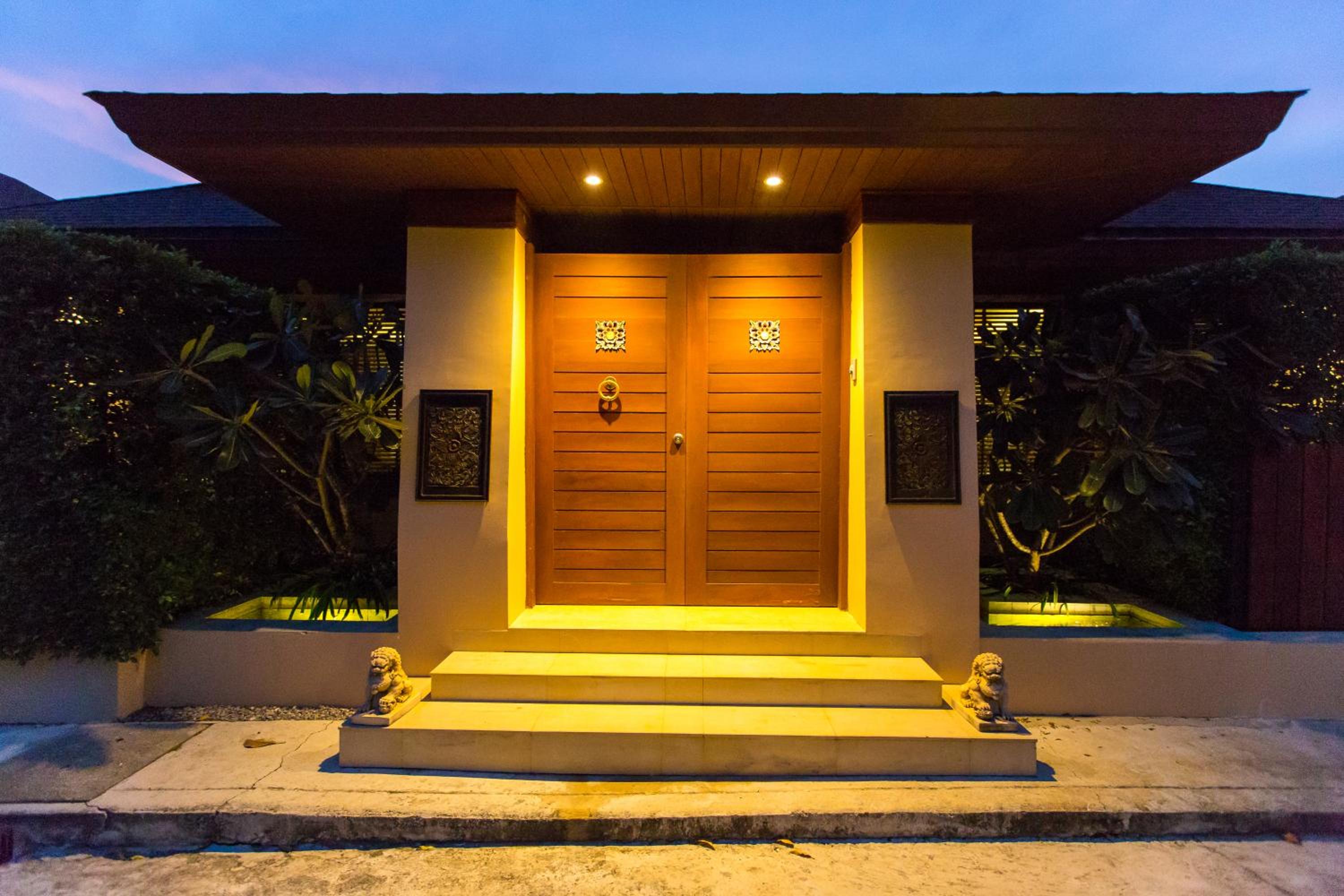 Hotel Dasiri Lakefront Villa - Image 1