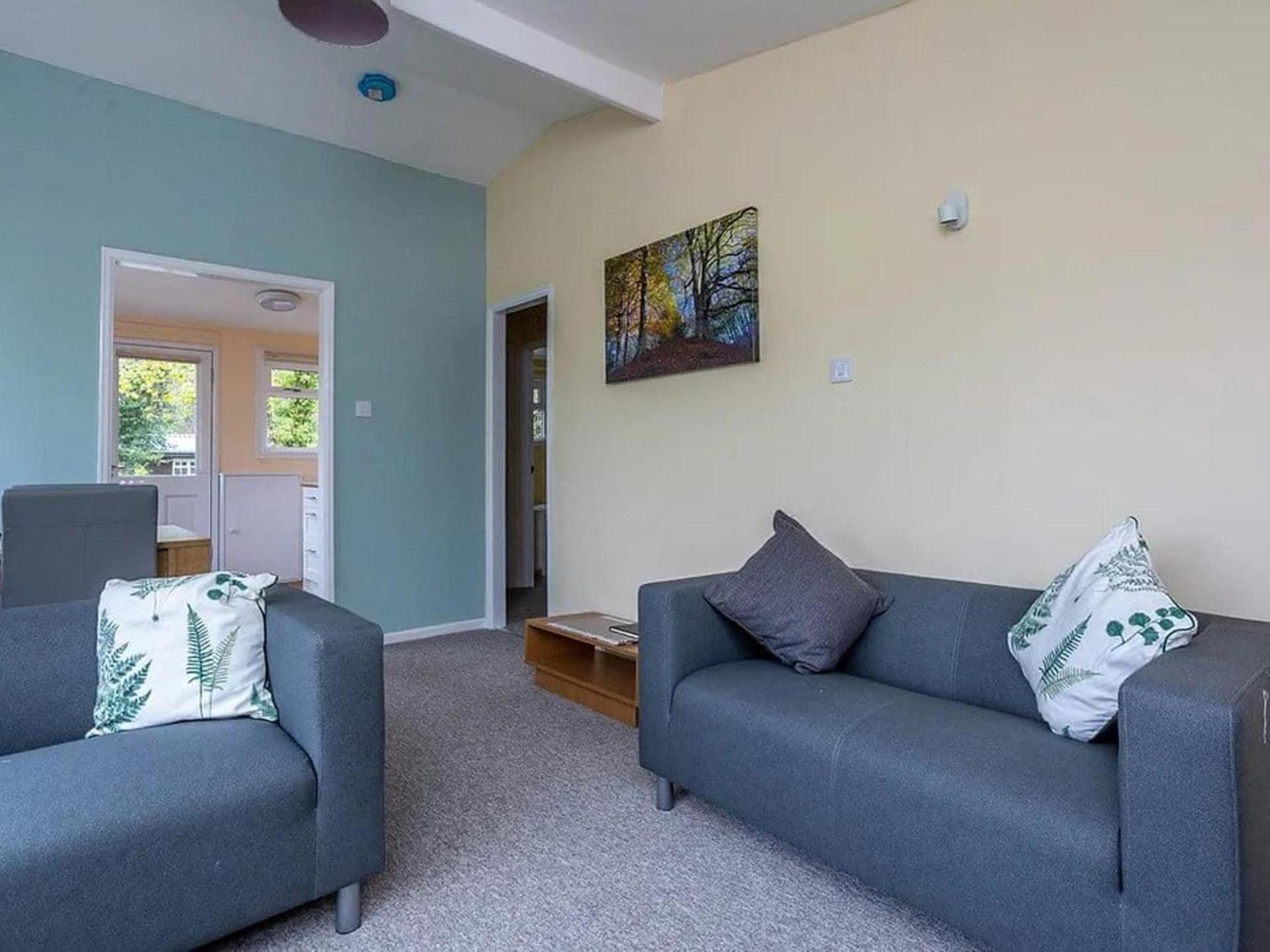Bridgend Chalet on Reelig Estate view 5