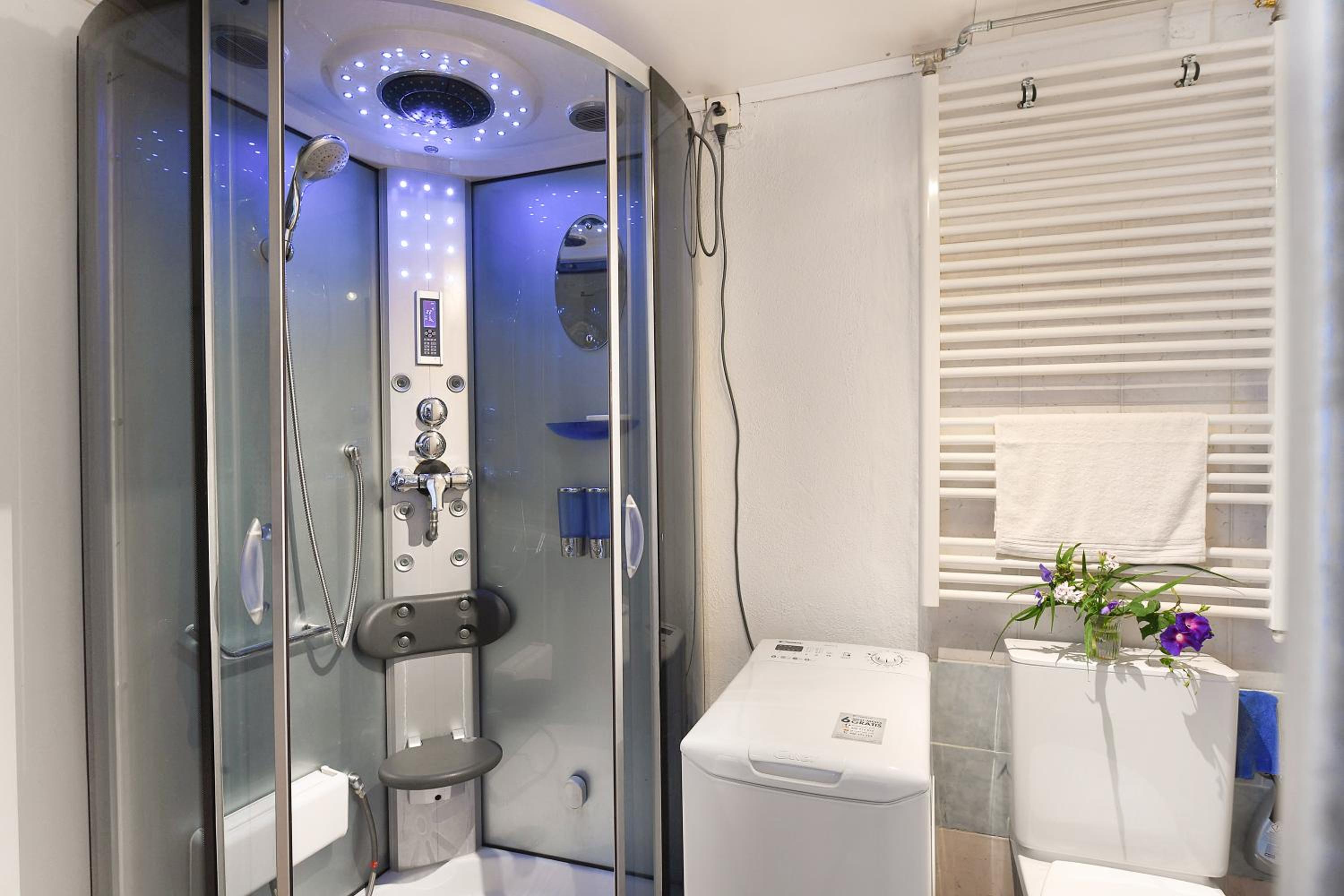 Petit Jardin - Happy Rentals