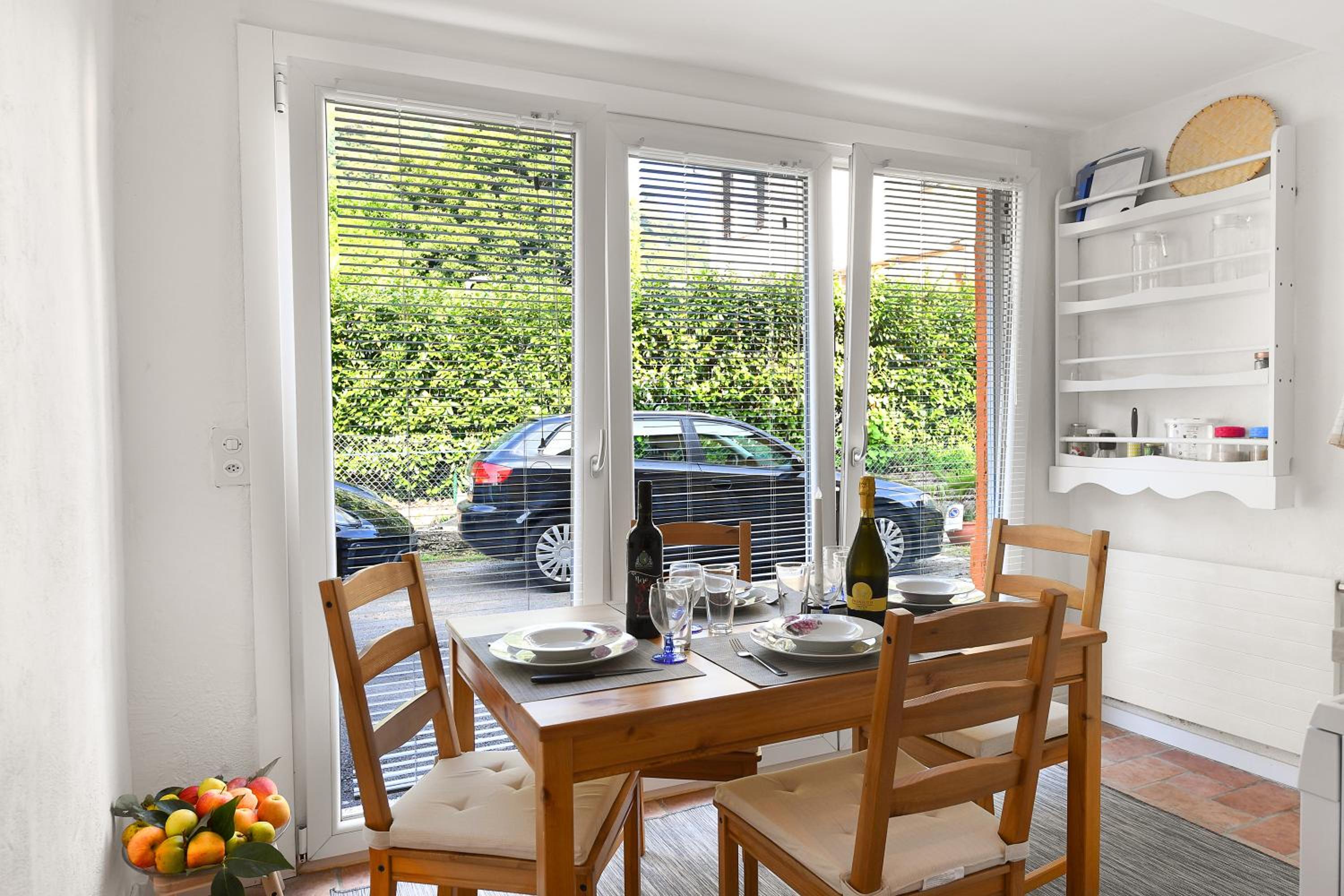 Petit Jardin - Happy Rentals