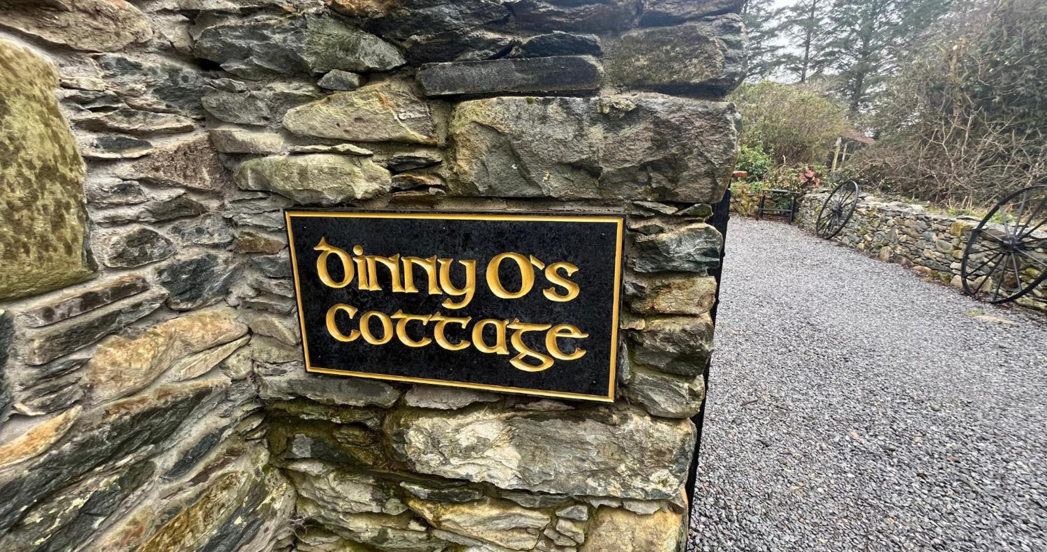 Newly Renovated stone cottage located 2.5 miles from Killarney Town view 2