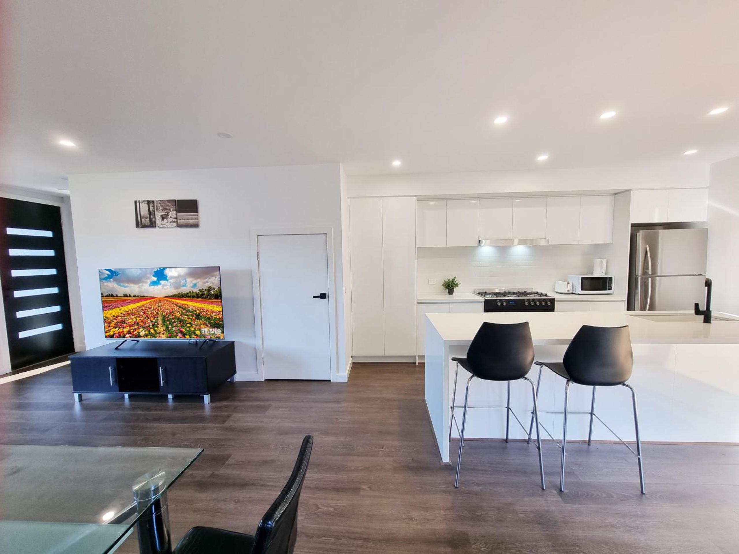 Brand new house - Mordern home and great location