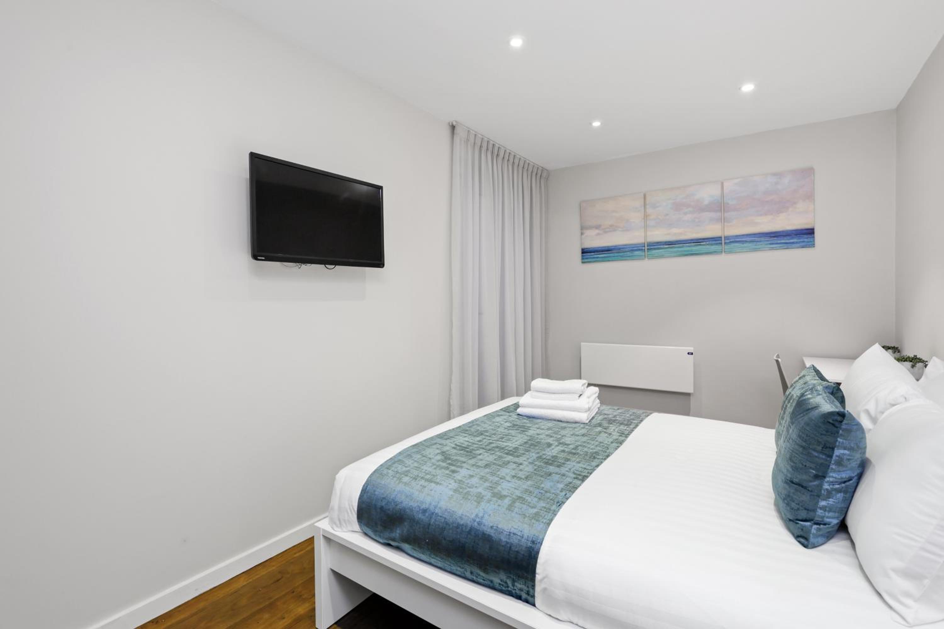 Spacious 1 bedroom flat