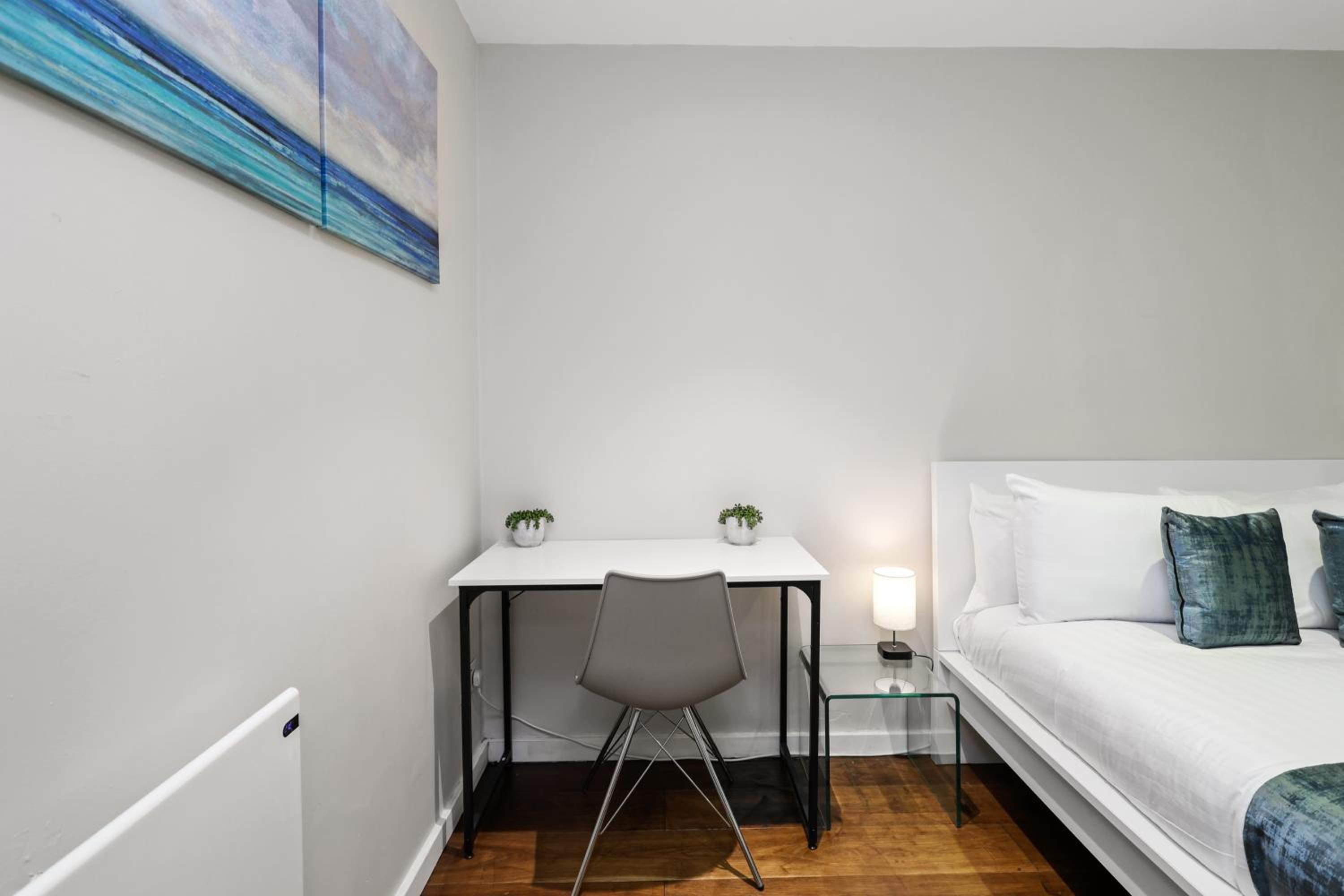 Spacious 1 bedroom flat