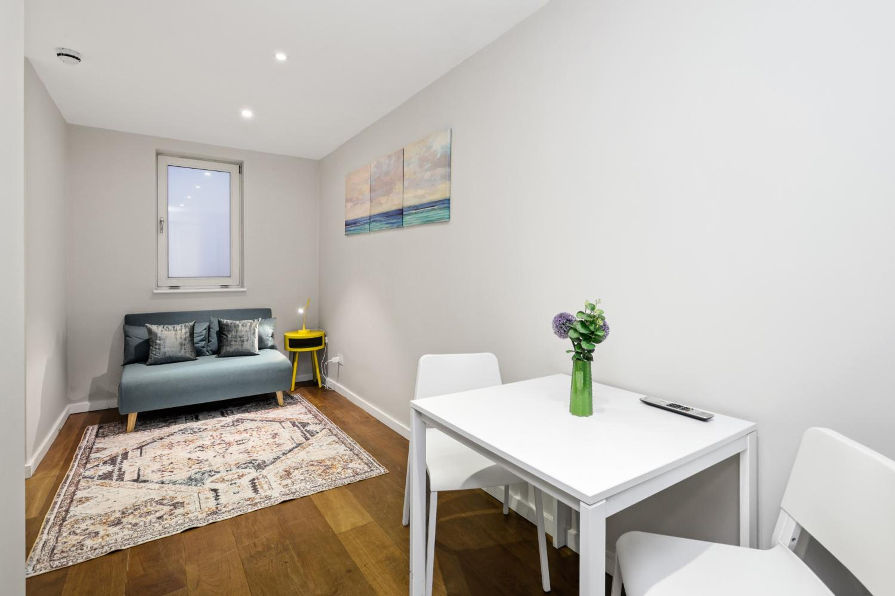 Spacious 1 bedroom flat