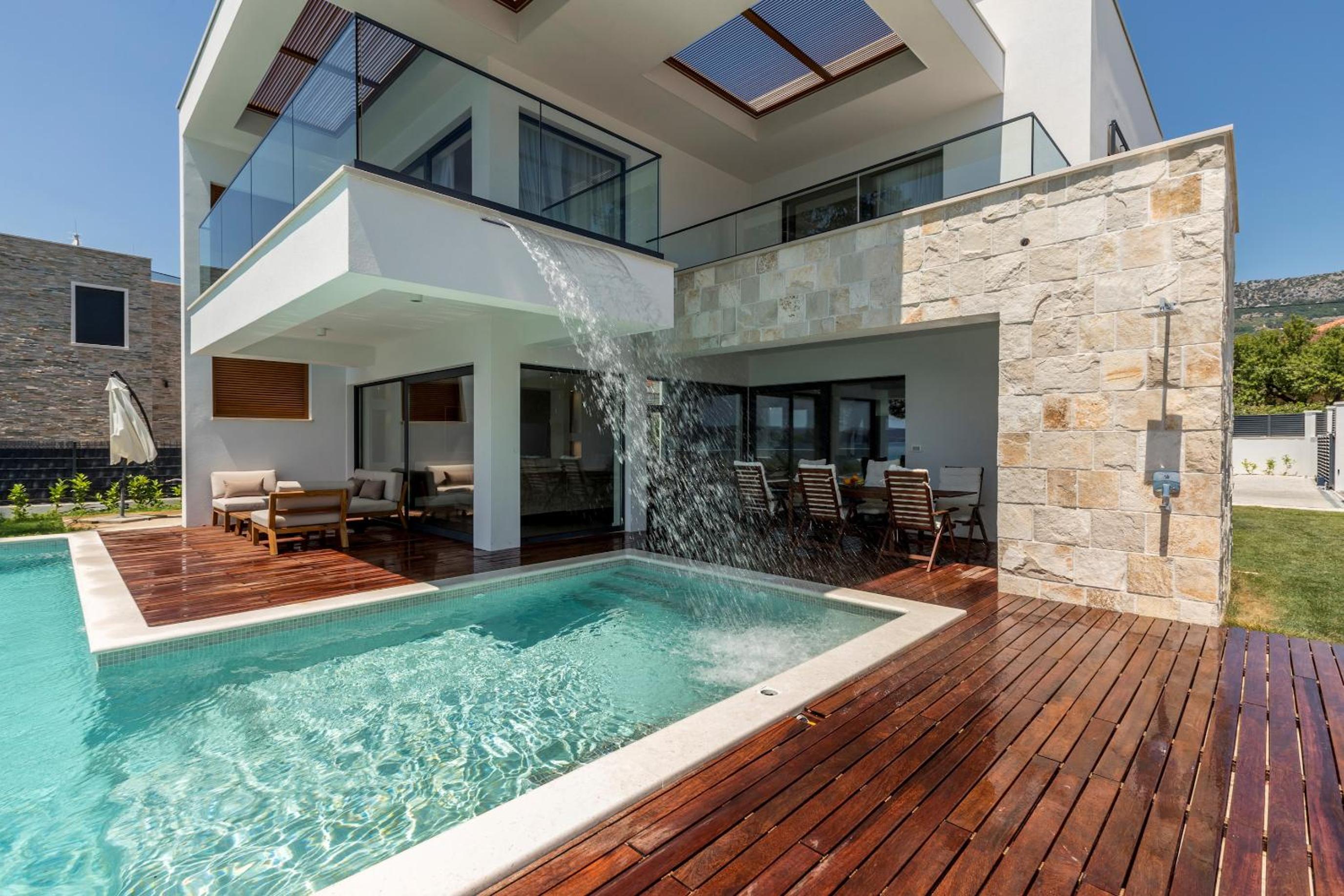 Glamorous Kastela Villa 4 Bedrooms Villa Seafront Paradise Private Pool view 2